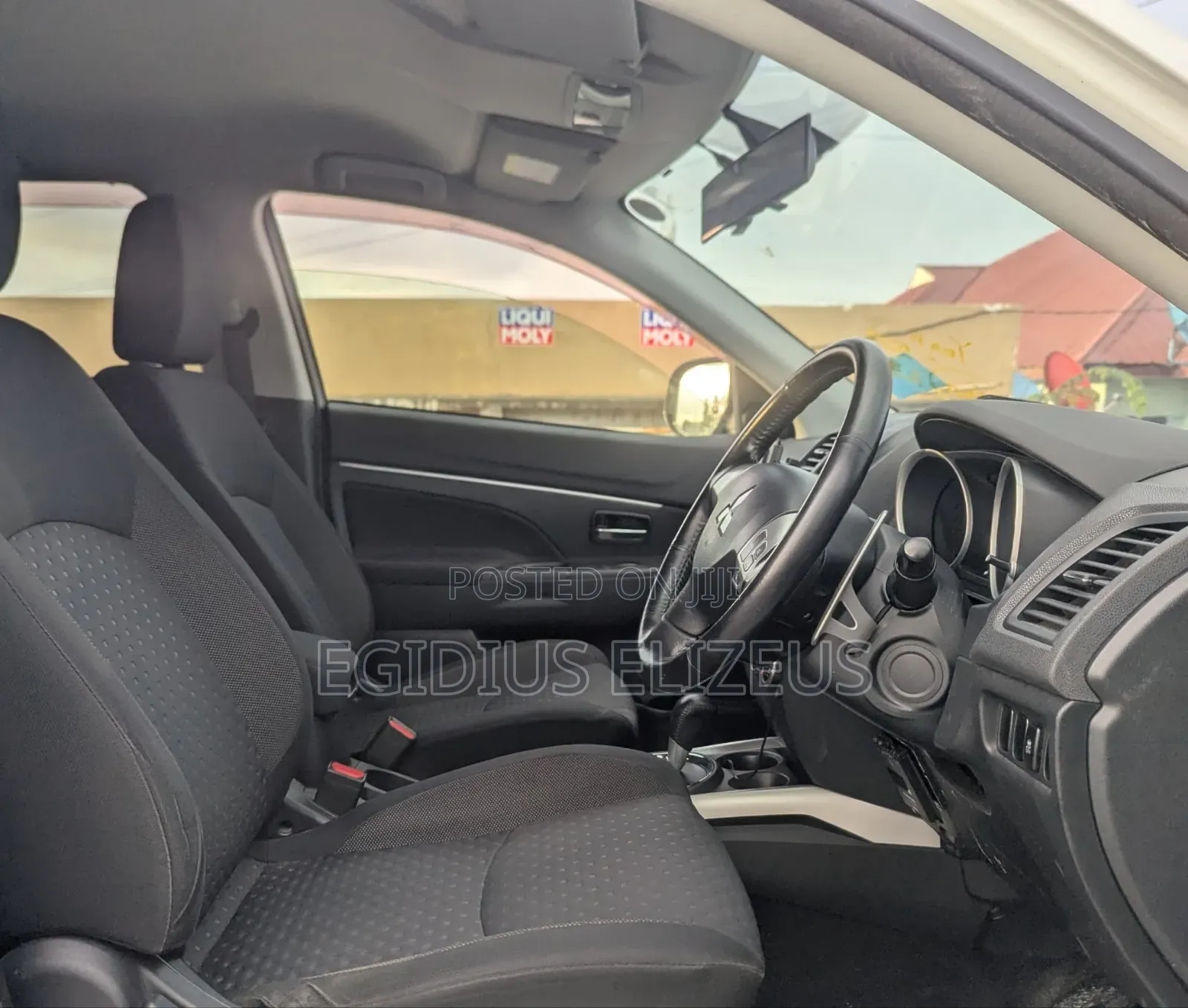 Mitsubishi RVR 2010 White