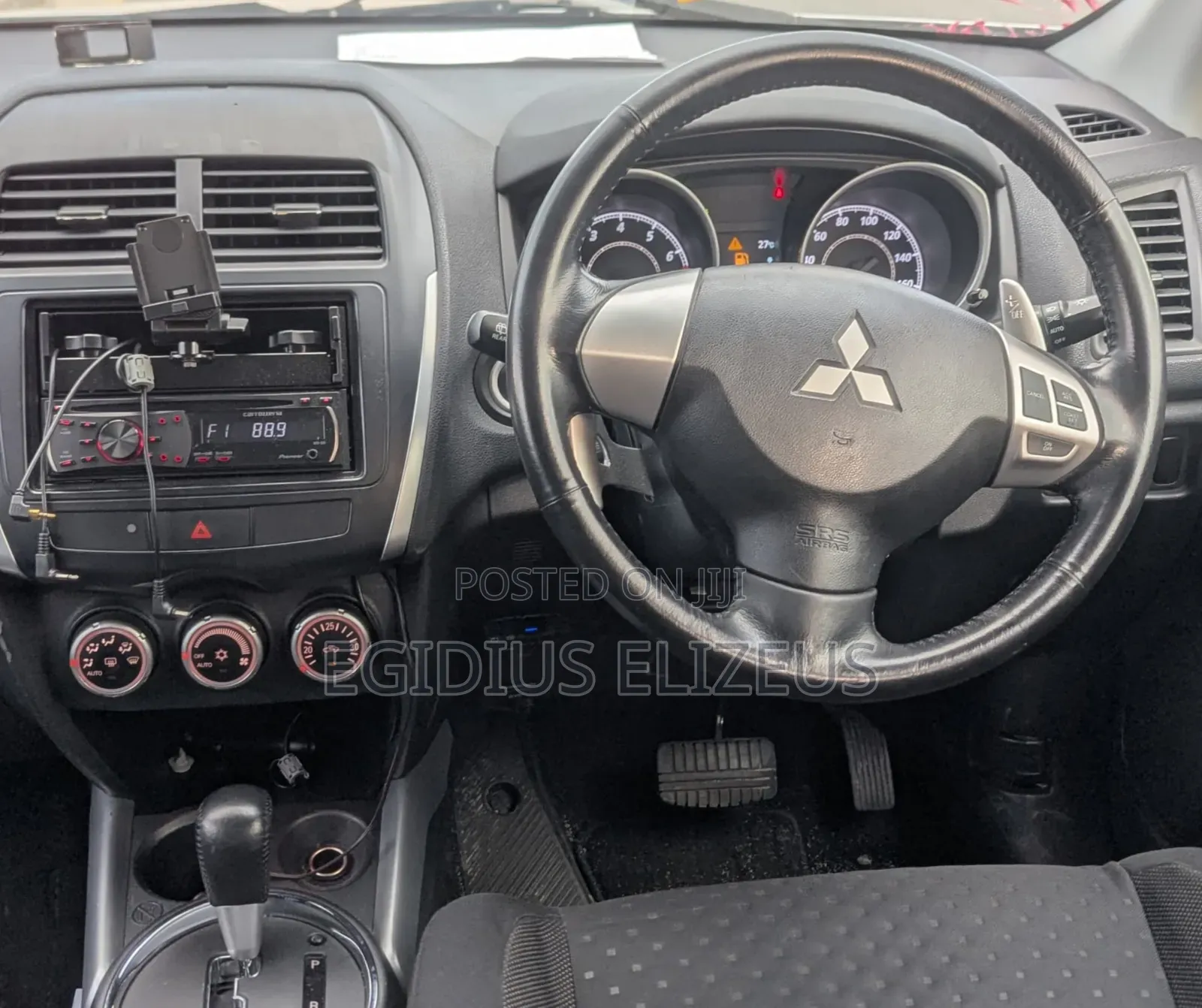Mitsubishi RVR 2010 White