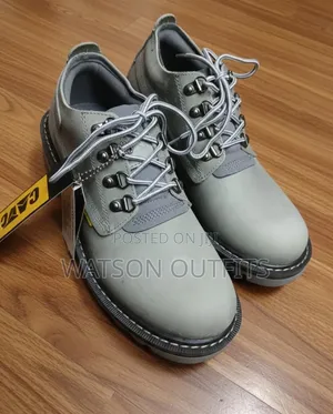Men's Leather Shoes Smartly Constructed