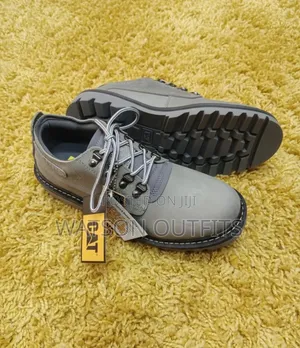 Men's Leather Shoes Smartly Constructed