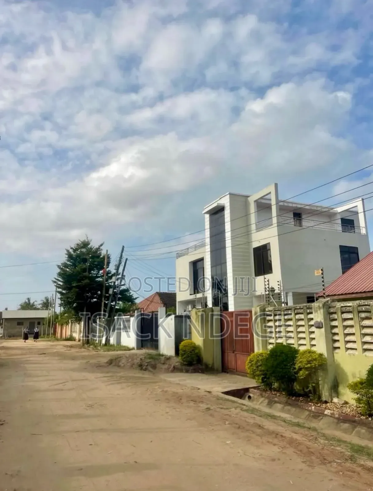 6bdrm House in Mbezi Beay for sale
