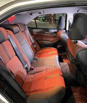 Toyota Crown 2014 Gold