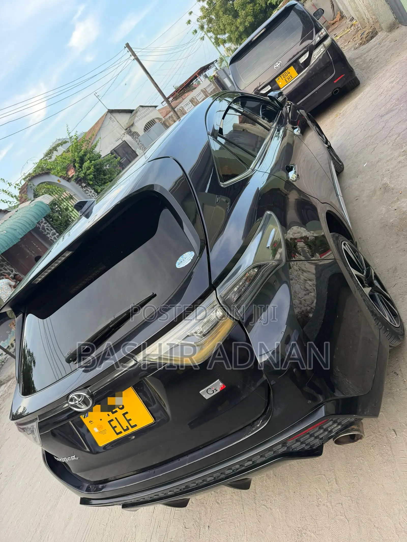 Toyota Harrier 2.0 2015 Black