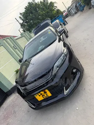 Toyota Harrier 2.0 2015 Black