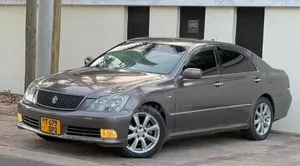 Toyota Crown 2004 Gray