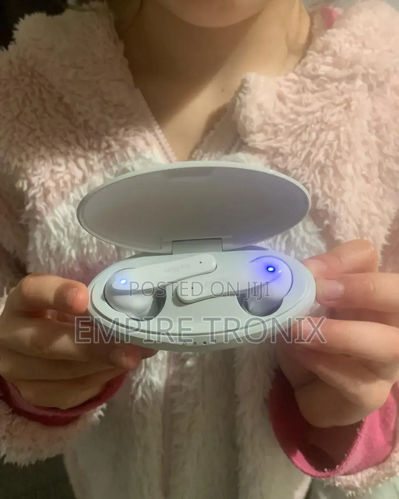 Belkin Soundform Nano Kids Wireless Earbuds