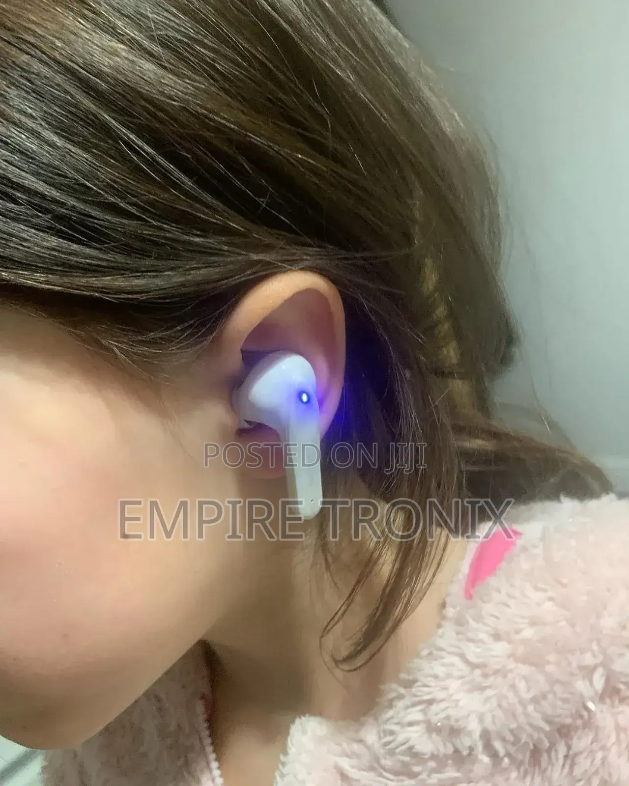 Belkin Soundform Nano Kids Wireless Earbuds