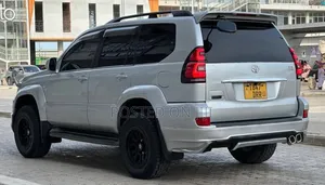 Toyota Land Cruiser Prado 2006 Silver