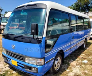 Toyota Coaster 2004 Blue