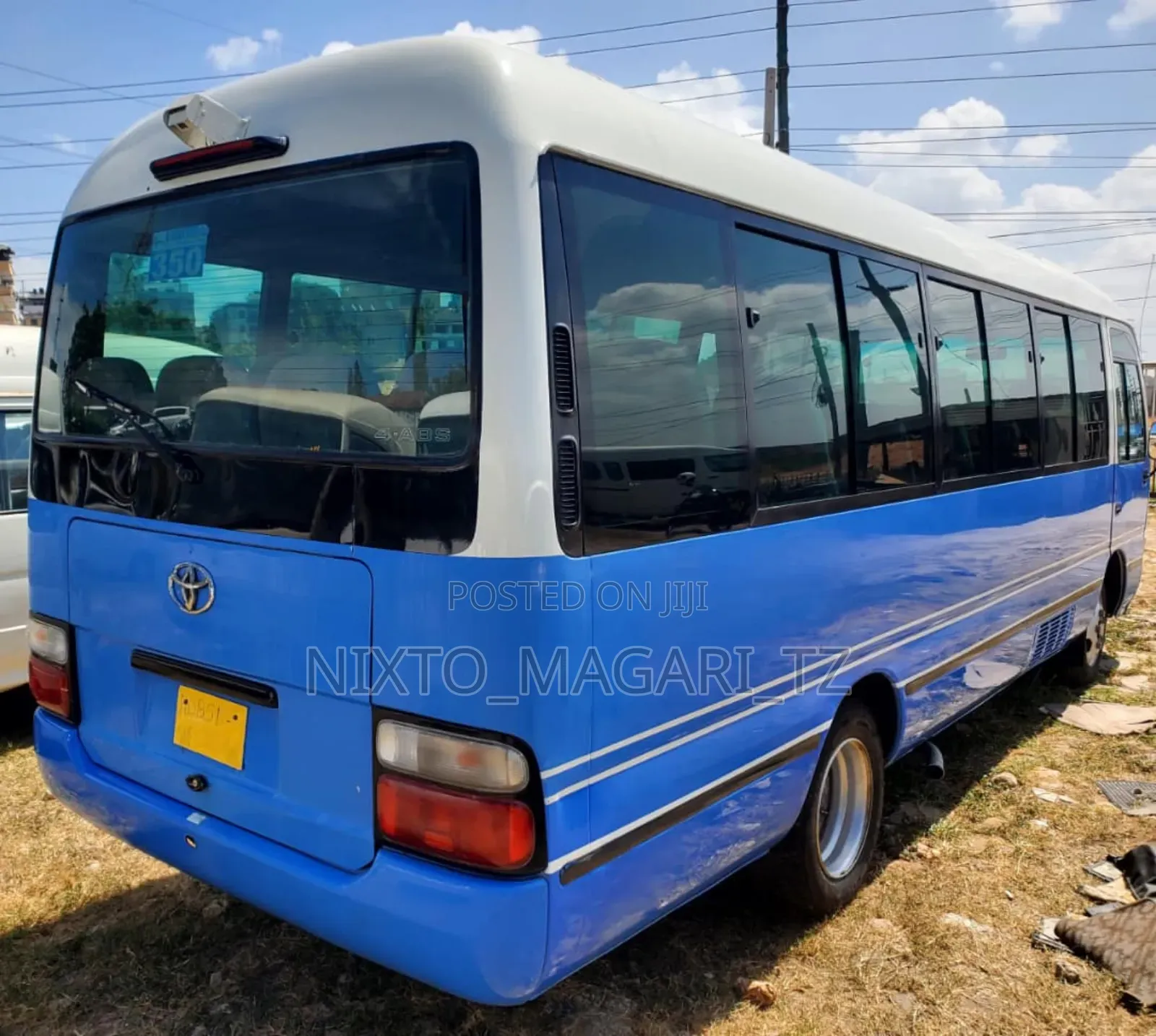 Toyota Coaster 2004 Blue