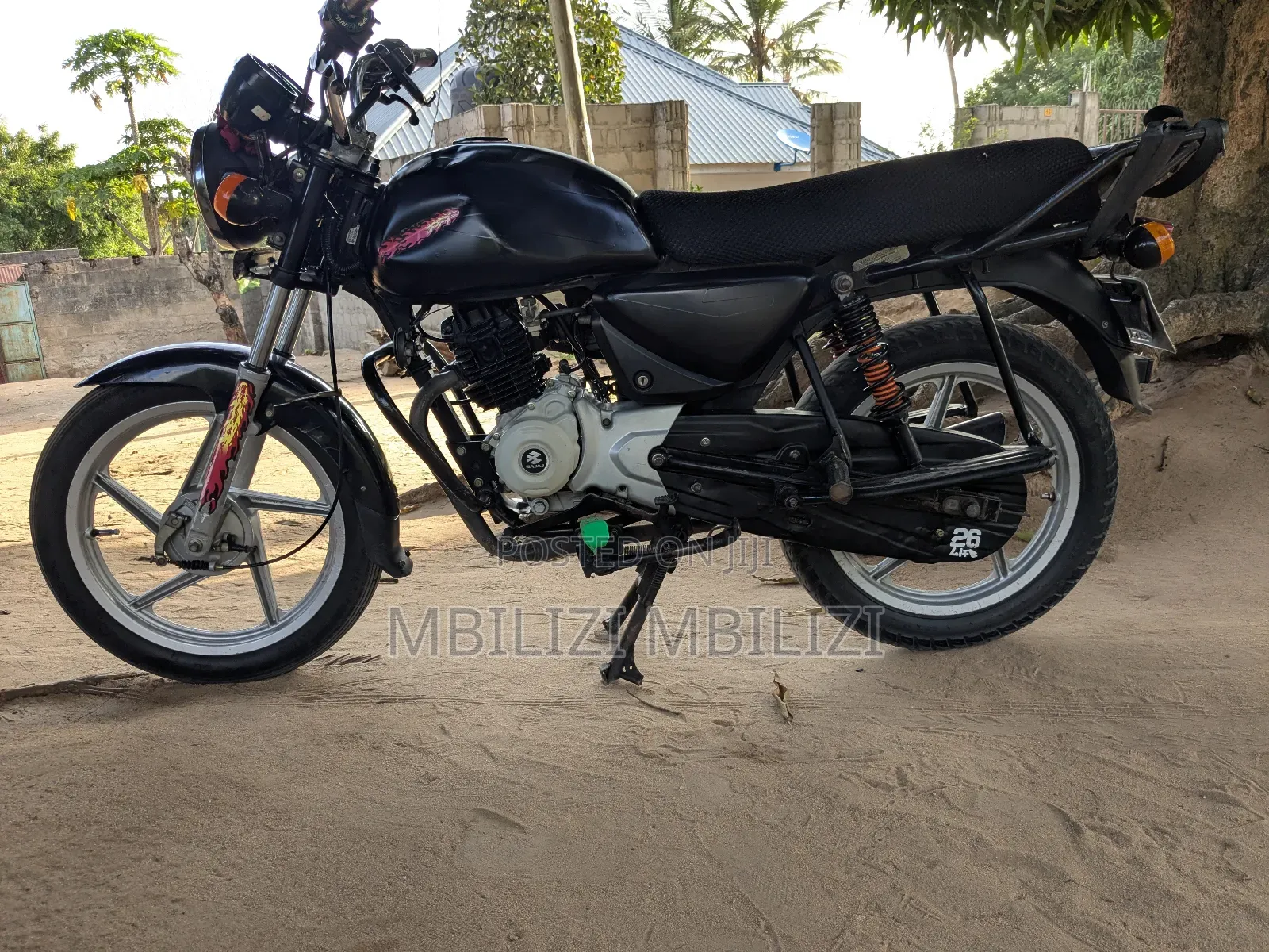 Bajaj Boxer 125 2025