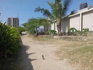 5bdrm House in Heko, Kijitonyama for sale