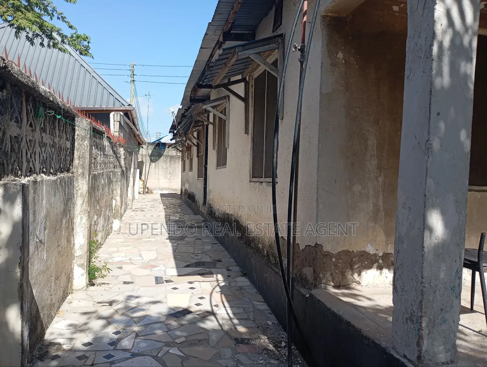 5bdrm House in Heko, Kijitonyama for sale