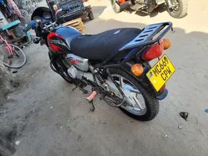 Bajaj Boxer X125 2026 Black