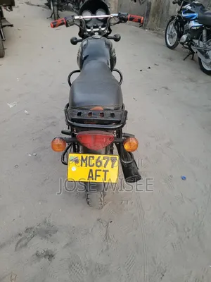 Bajaj Boxer 150 UG 2026 Black