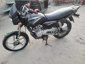 Bajaj Boxer 150 UG 2026 Black