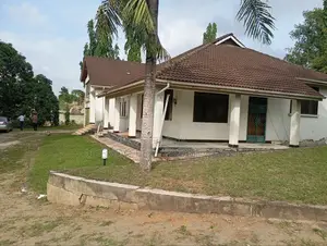 6bdrm Bungalow in Iringa Morogoro Road, Mbezi for sale