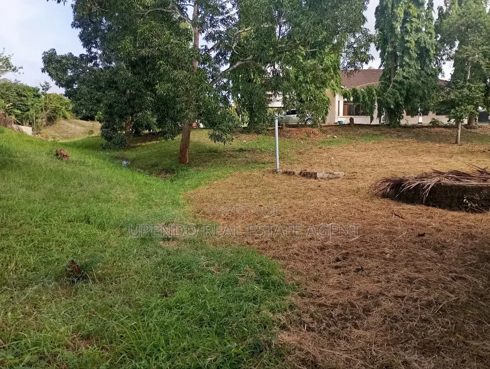 6bdrm Bungalow in Iringa Morogoro Road, Mbezi for sale