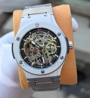 Saa or Watches for Men's Completely Smartly Automatic No Battery Use