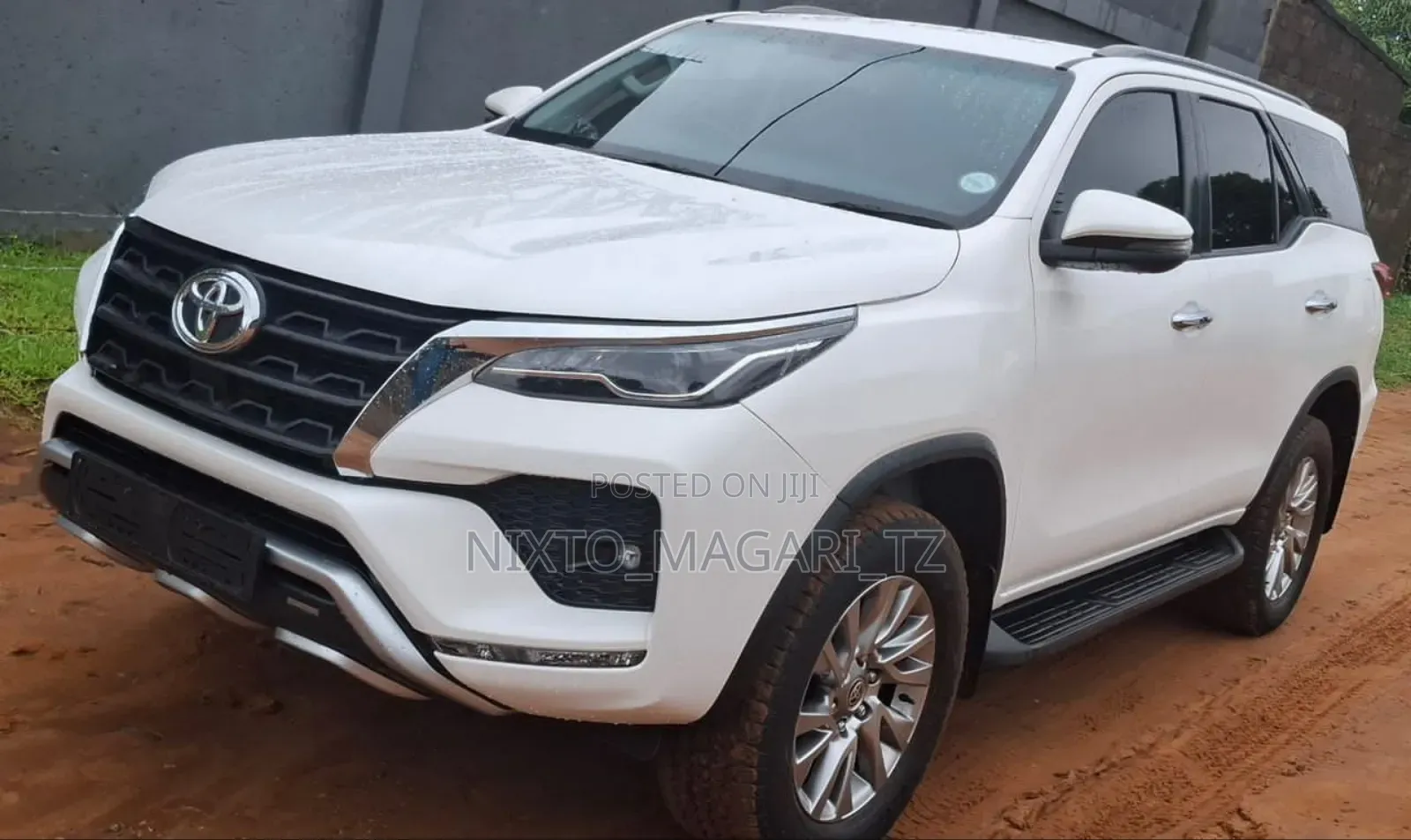 Toyota Fortuner 2022 White
