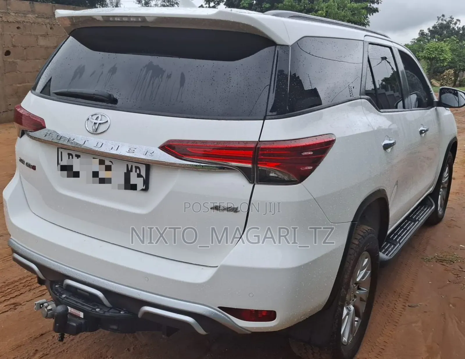 Toyota Fortuner 2022 White