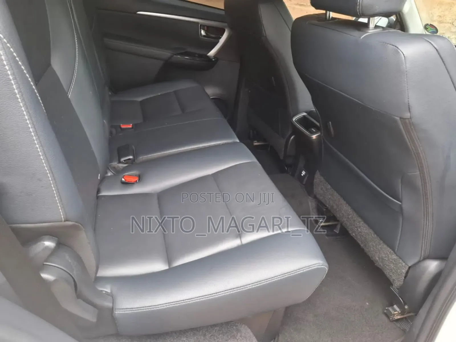 Toyota Fortuner 2022 White