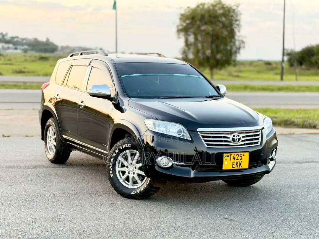 Toyota Vanguard 2011 Black