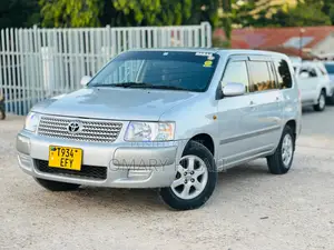 Toyota Succeed 2008 Silver