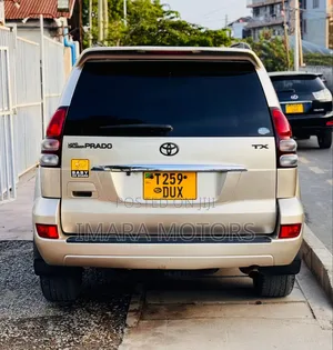 Toyota Land Cruiser Prado 2006 Gold