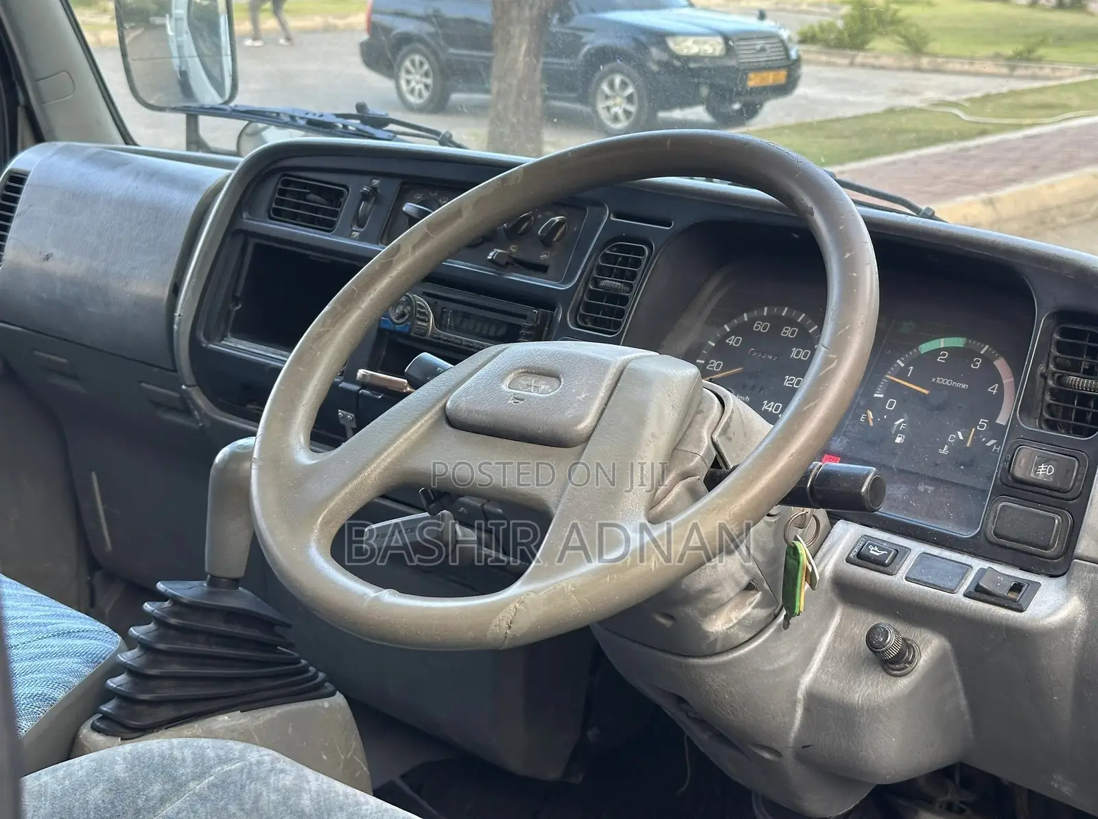 Mitsubishi Canter Tipper 2.5 1999 White
