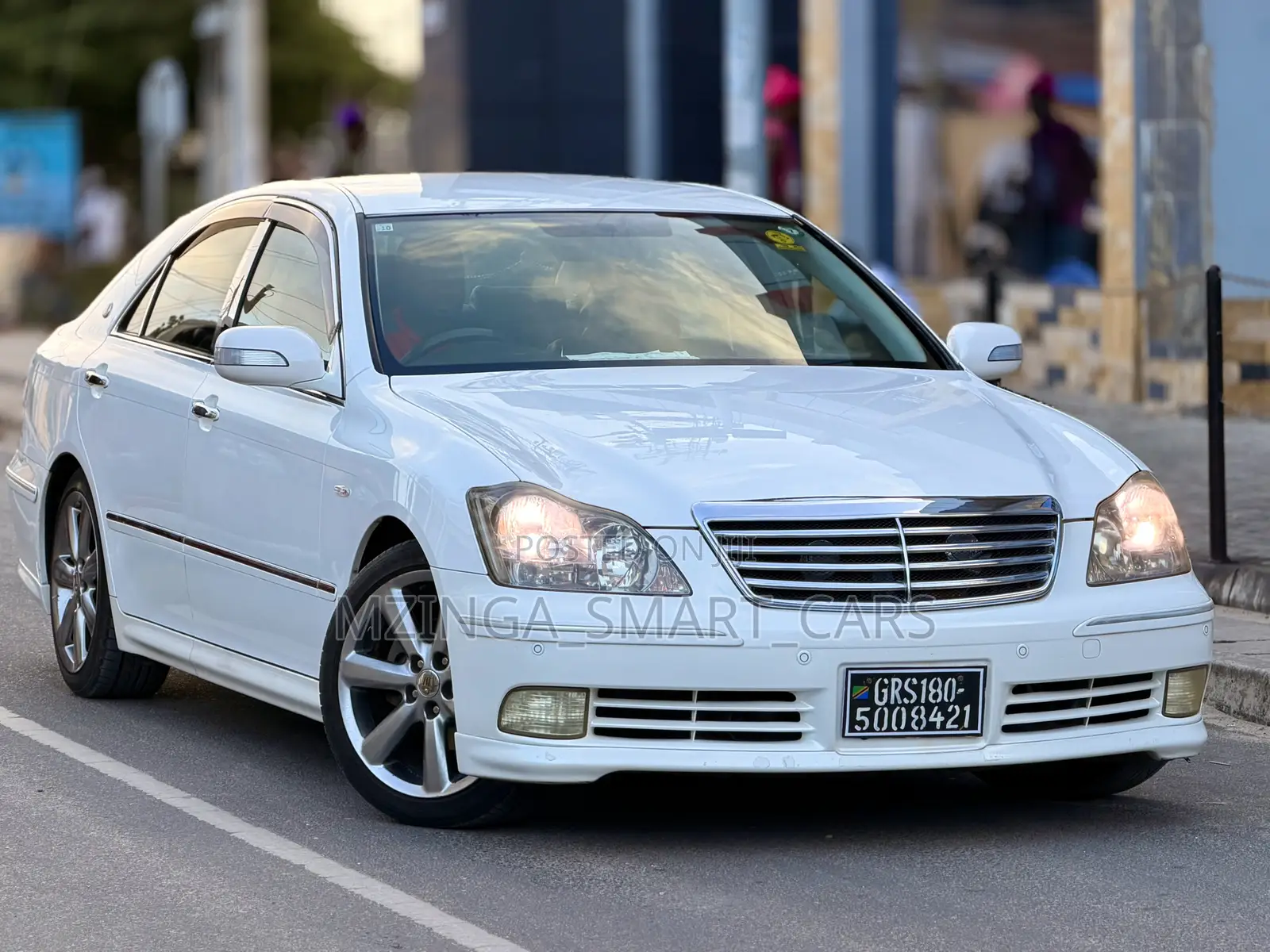 Toyota Crown 2005 White