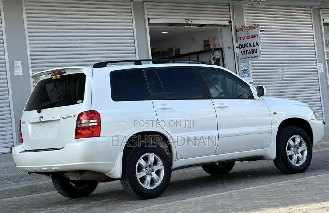 Toyota Kluger 2001 White