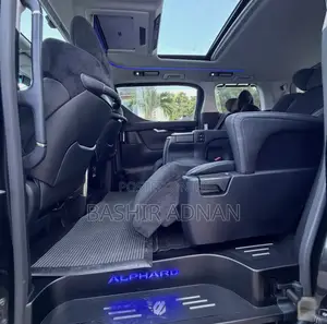 Toyota Alphard 2.5 Petrol FWD 2017 Black