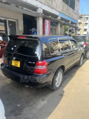 Toyota Kluger 2005 Black