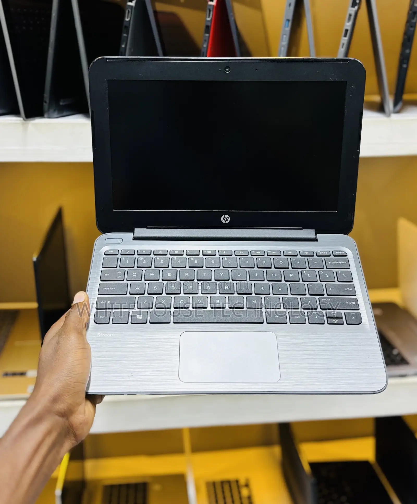 Laptop HP Stream 11 4GB Intel SSD 60GB