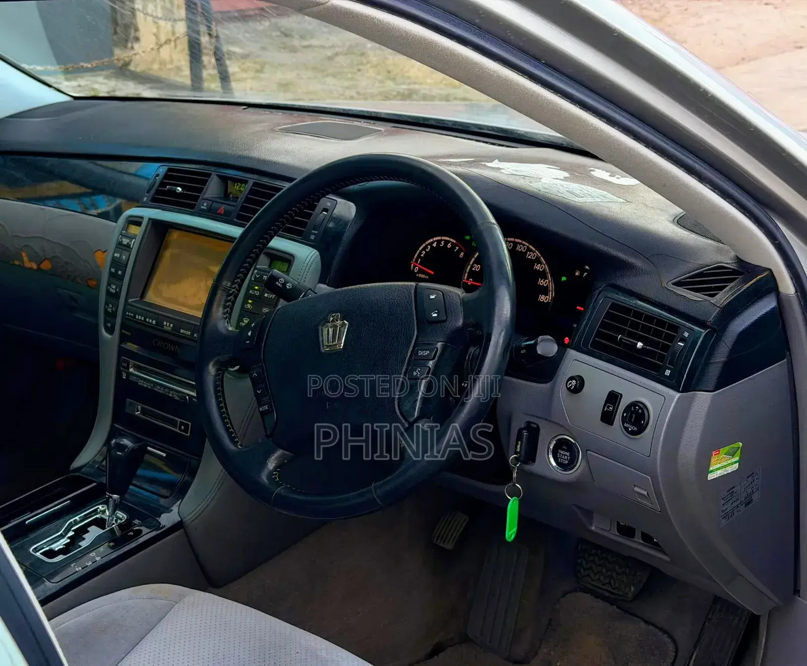 Toyota Crown 2006 Silver