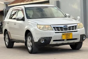 Subaru Forester 2009 White