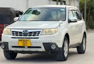 Subaru Forester 2009 White