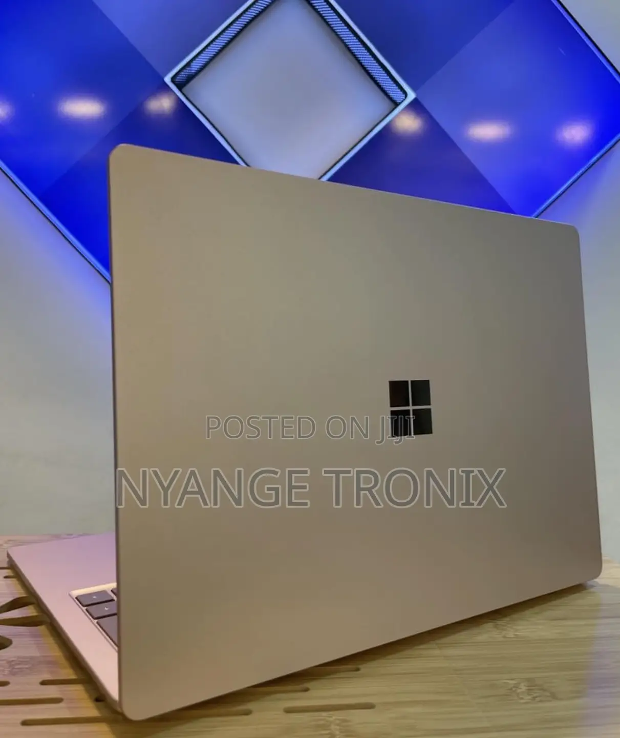 New Laptop Microsoft Surface Go 3 8GB Intel Core I5 SSD 256GB
