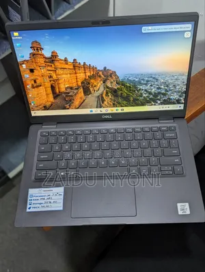 New Laptop Dell Latitude 13 7350 16GB Intel Core I7 SSD 512GB