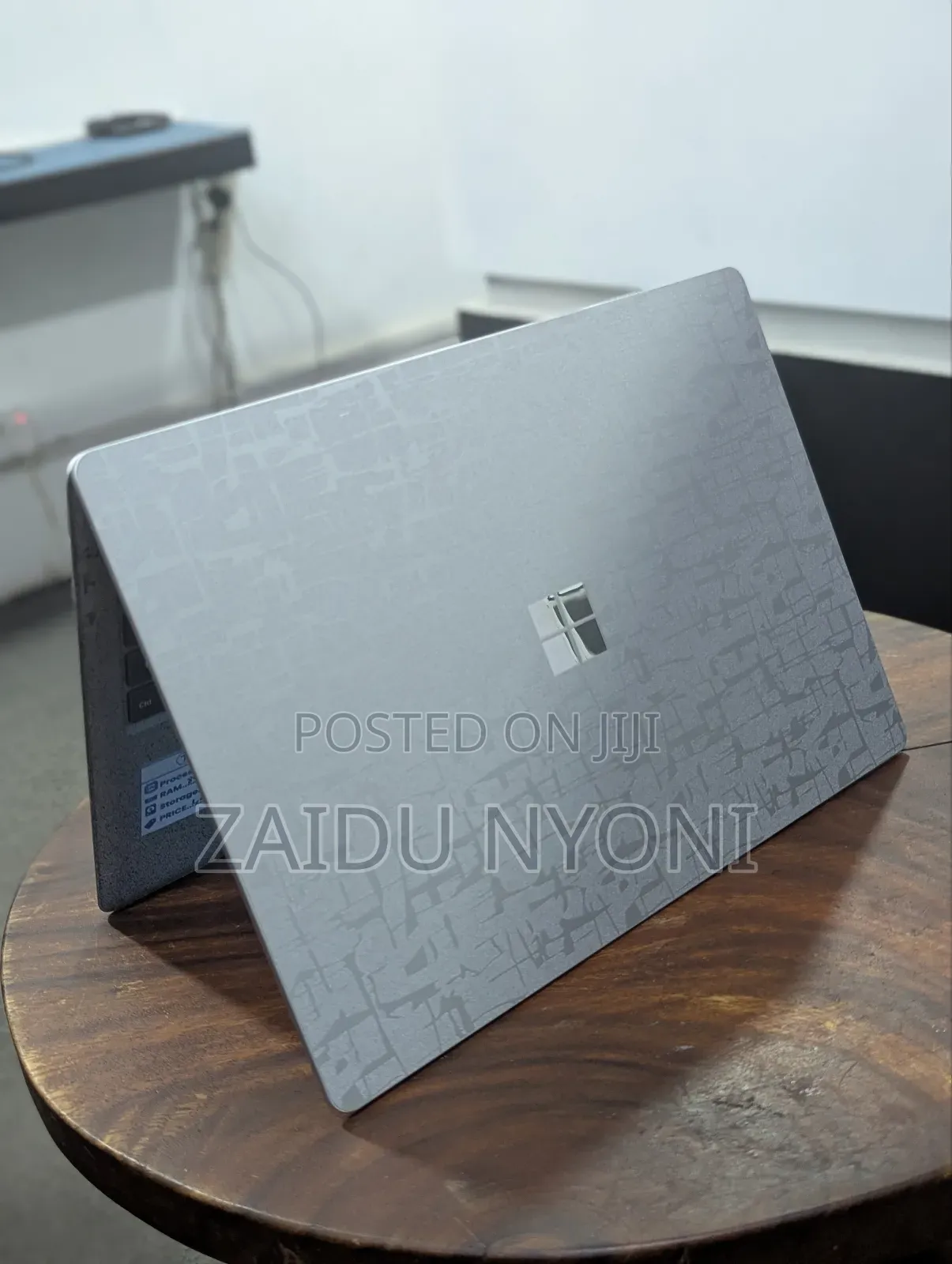 New Laptop Microsoft Surface Laptop 2 8GB Intel Core I5 SSD 256GB