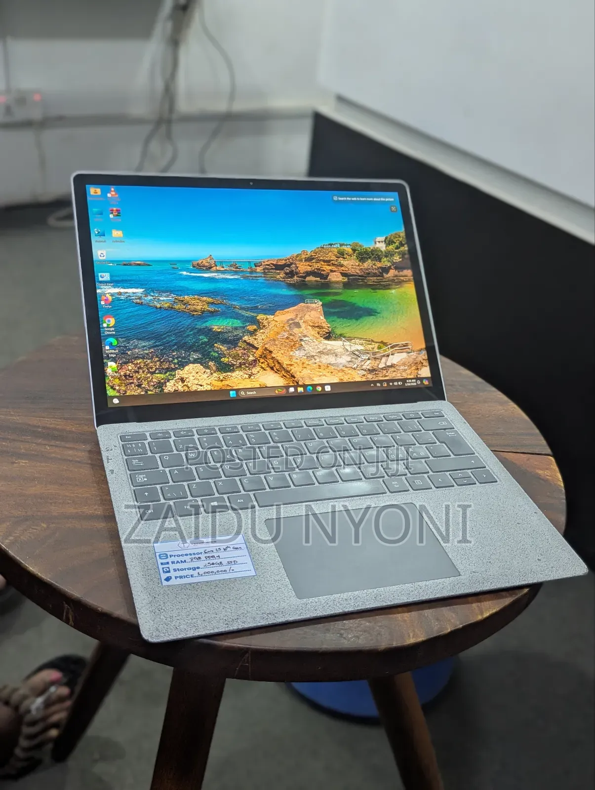 New Laptop Microsoft Surface Laptop 2 8GB Intel Core I5 SSD 256GB