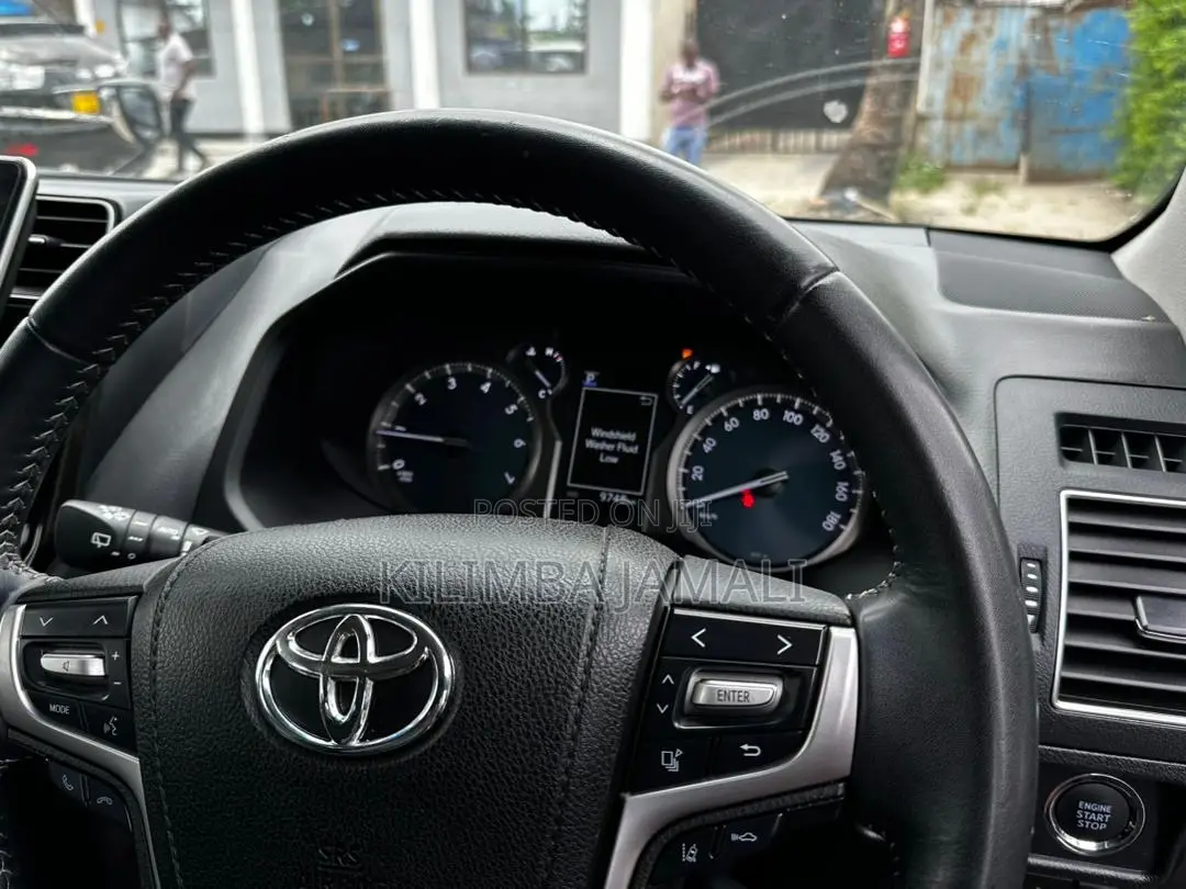 Toyota Land Cruiser Prado 2020 Black