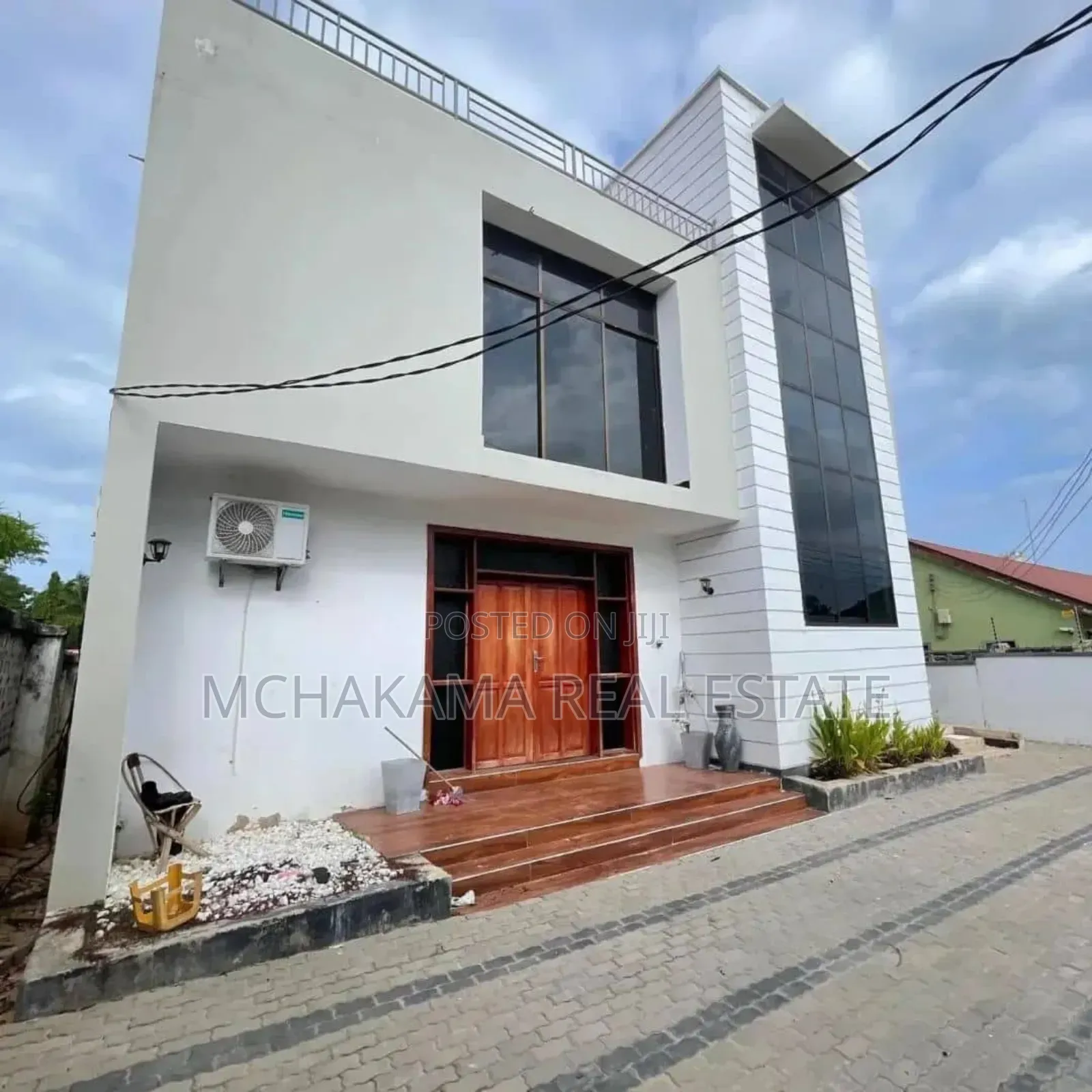 4bdrm Block of Flats in Mchakama Real Estate, Mbezi Beach for sale