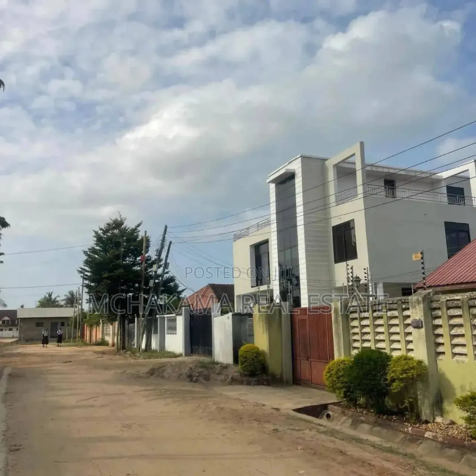 4bdrm Block of Flats in Mchakama Real Estate, Mbezi Beach for sale