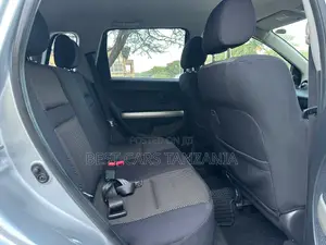 Toyota IST 2004 Silver