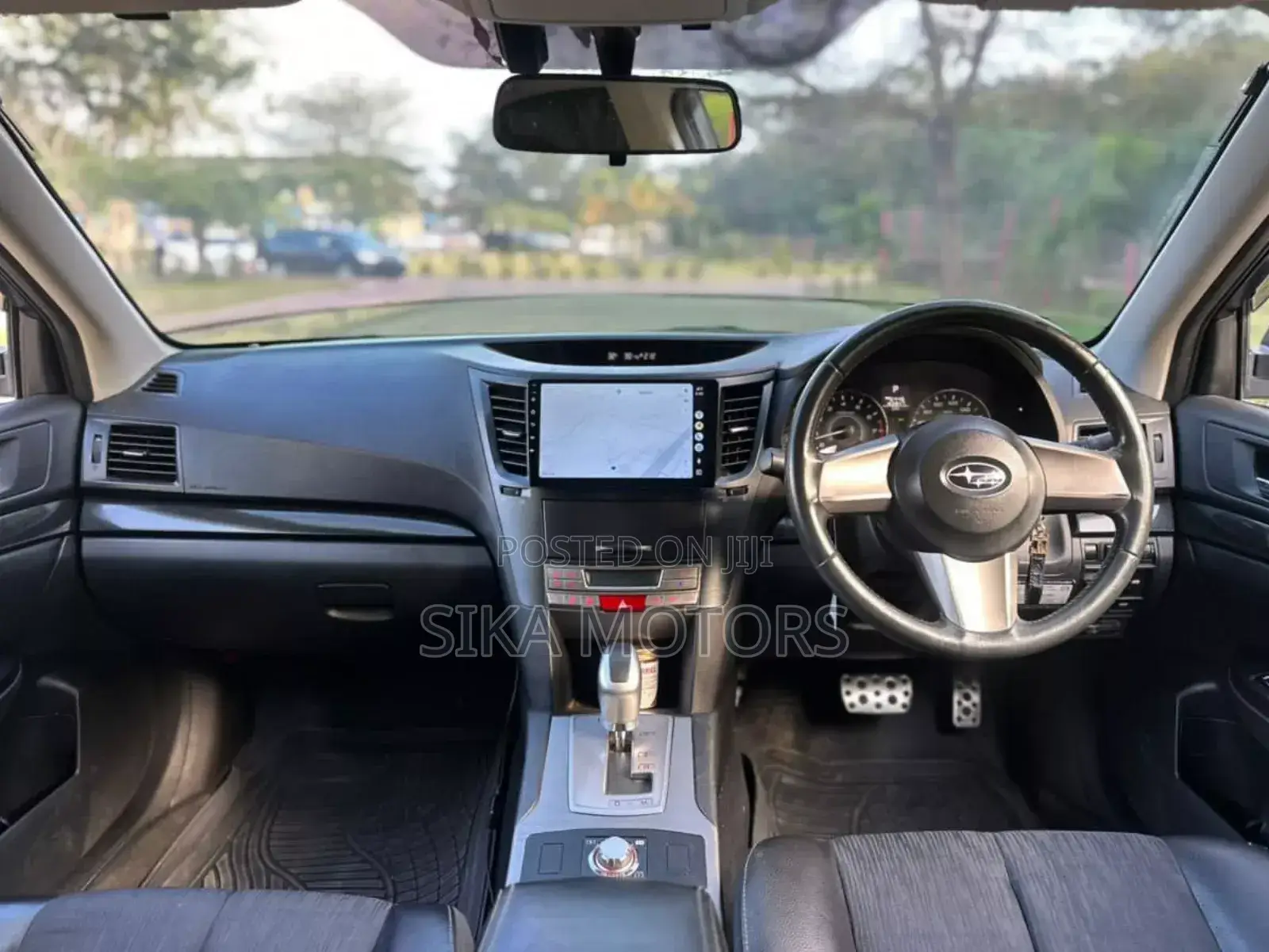 Subaru Legacy 2.0D Sedan 2010 Silver