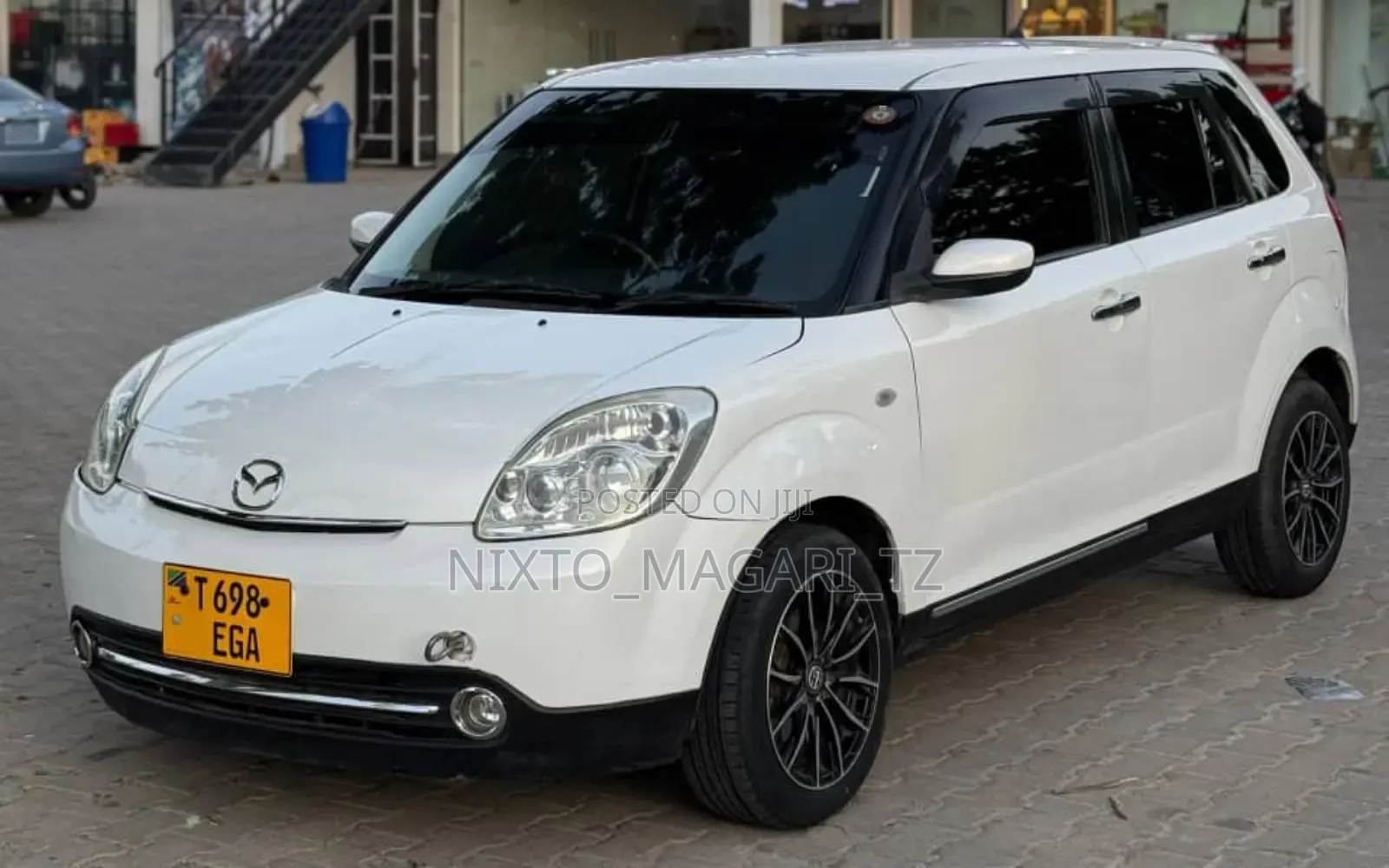 Mazda Verisa 2008 White