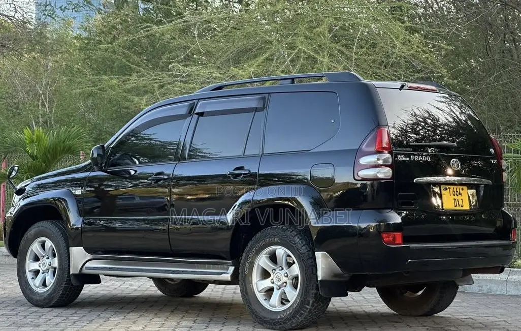Toyota Land Cruiser Prado 2008 Black