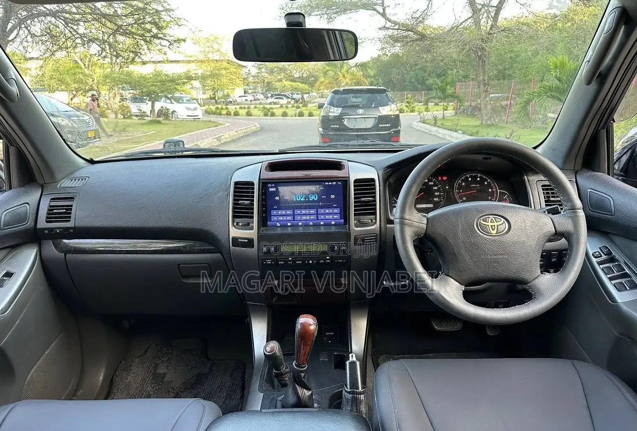 Toyota Land Cruiser Prado 2008 Black